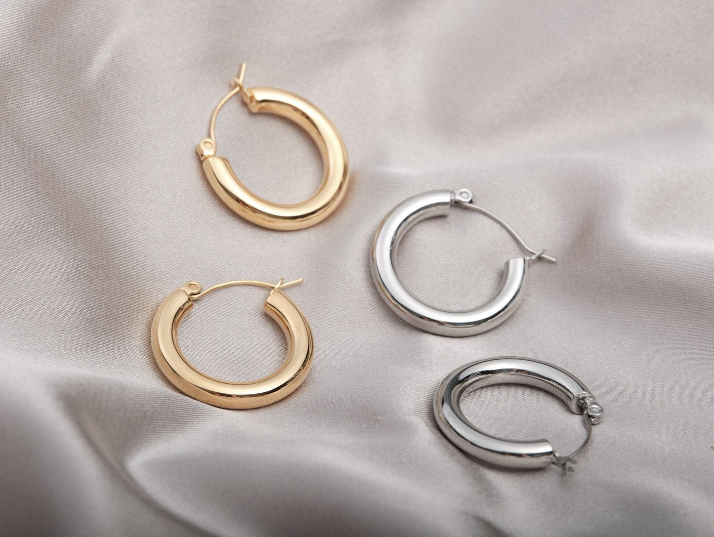 Chunky Gold Hoop Earrings Hypoallergenic 18k Gold Simple Minimalistic Hoops 925 Silver 18k Gold Plated Hypoallergenic Nickle Free Titanium