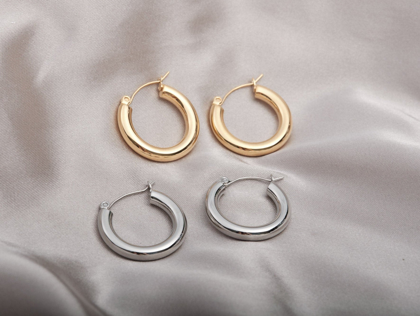 Chunky Gold Hoop Earrings Hypoallergenic 18k Gold Simple Minimalistic Hoops 925 Silver 18k Gold Plated Hypoallergenic Nickle Free Titanium