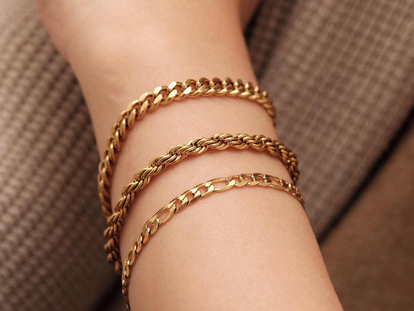 Gold Cuban Chain Bracelet, Gold Bracelet, Linked Chain Bracelet, Gold Curb Chain Bracelet, Gold Chunky Cuban Chain, Waterproof